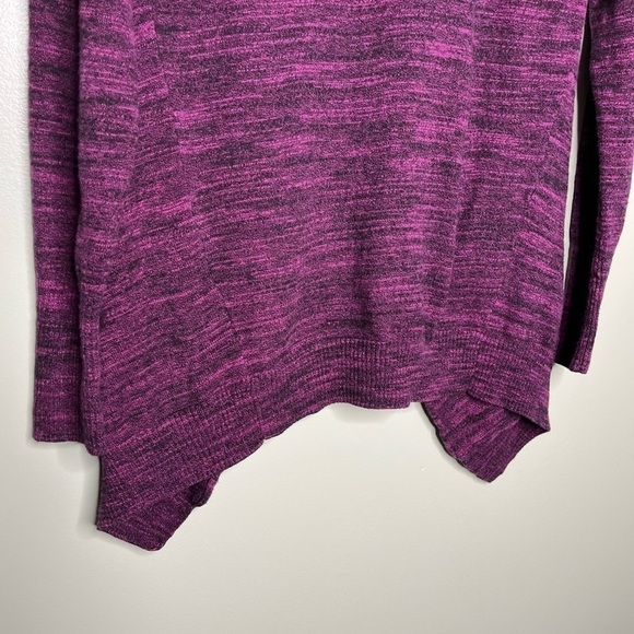 LOGO by Lori Goldstein Cashmere Shark Bite Hem Sweater Purp/Blk XS - Picture 7 of 10